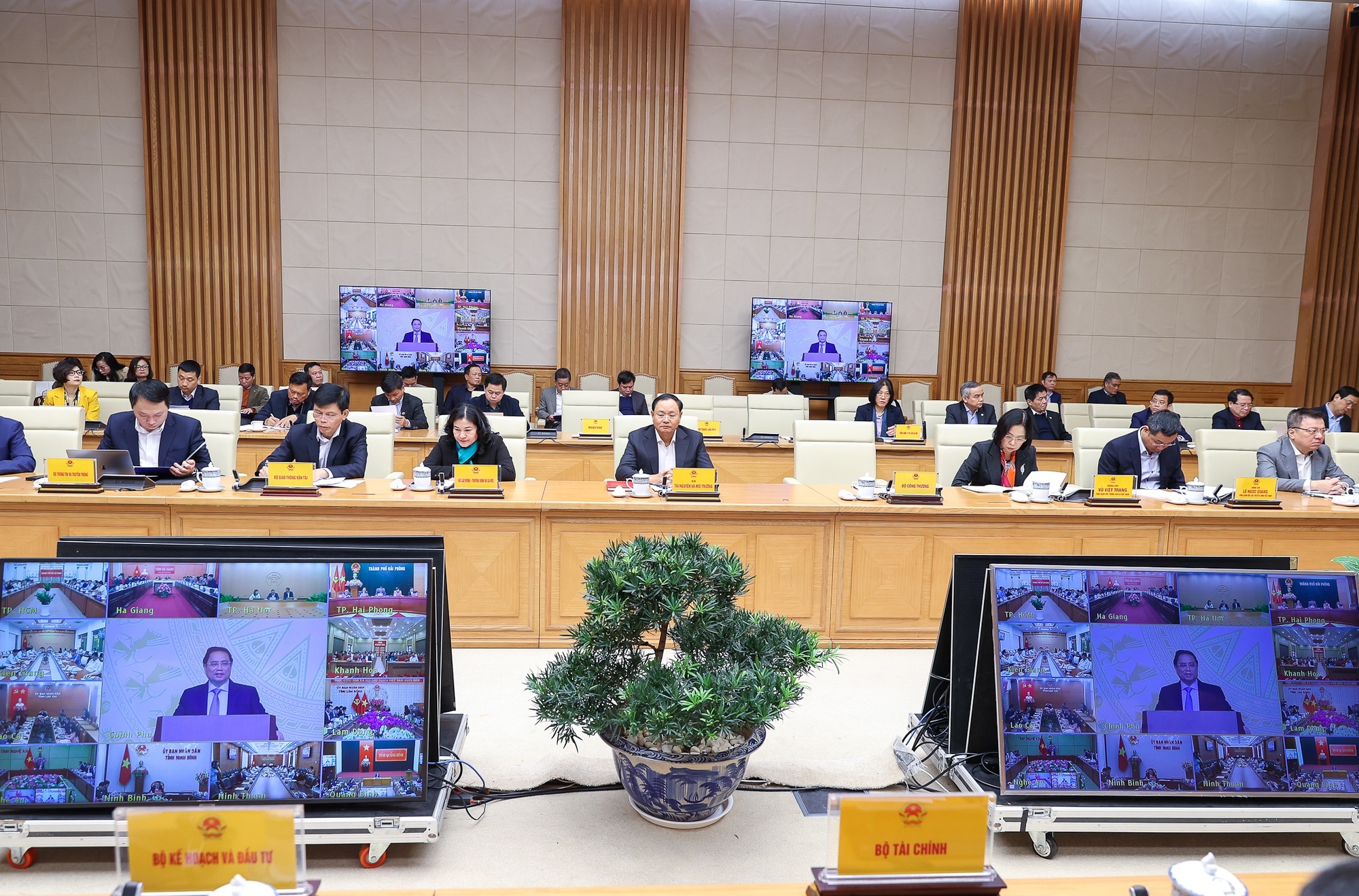 thu hut khach quoc te anh 1