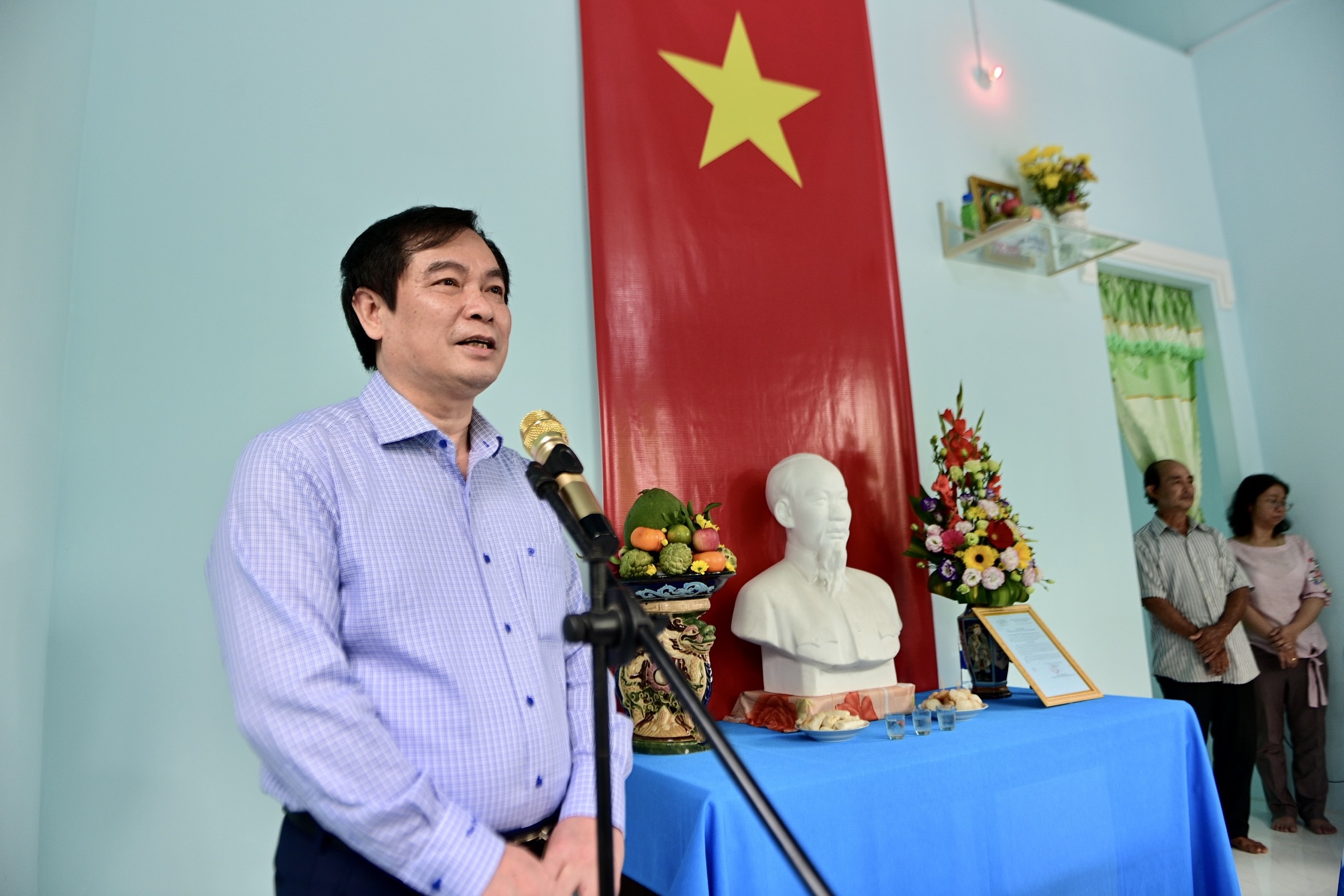 trao nha tinh nghia anh 2