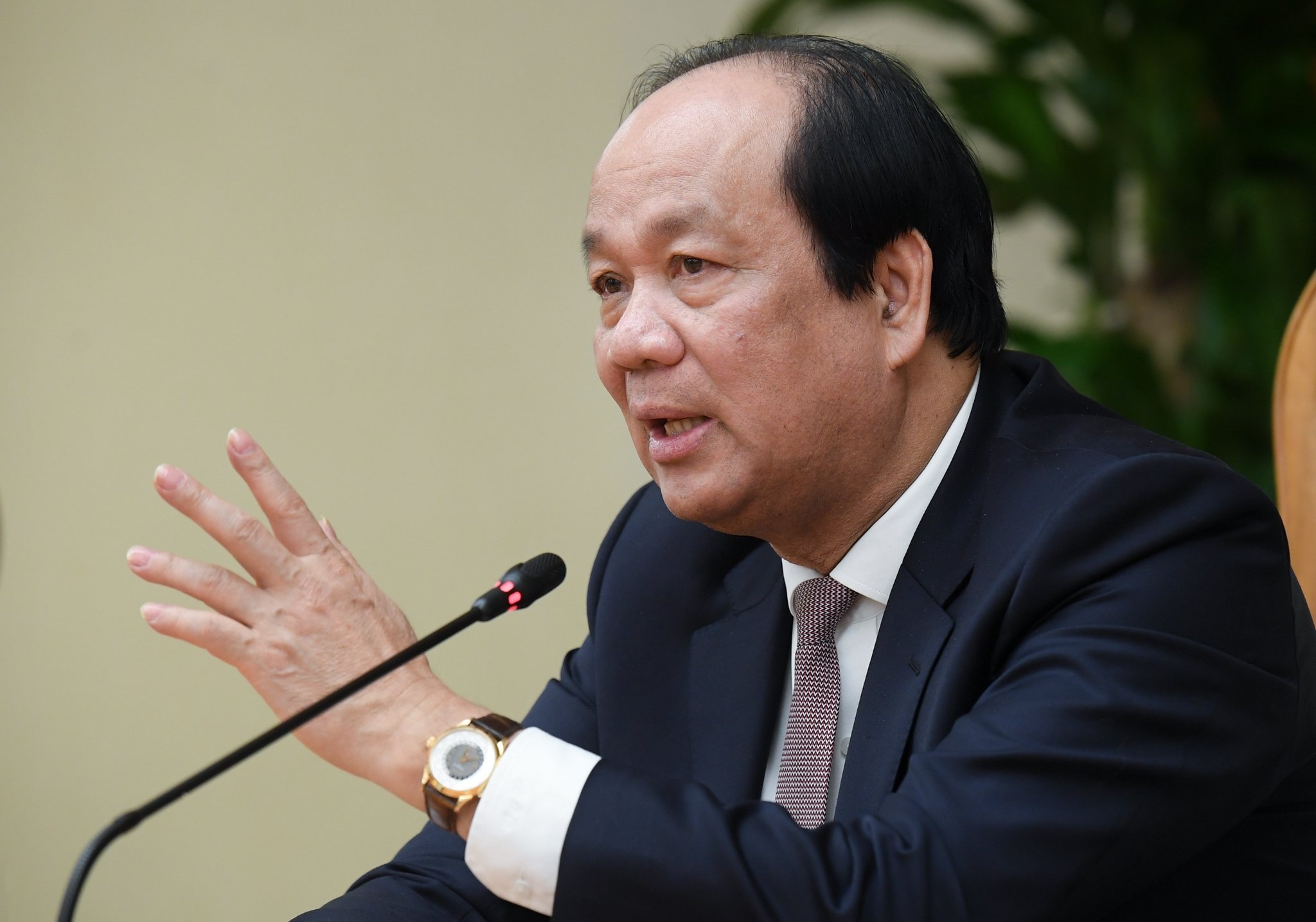 Canh cao cuu Bo truong Mai Tien Dung, khai tru Dang ong Chu Xuan Dung hinh anh