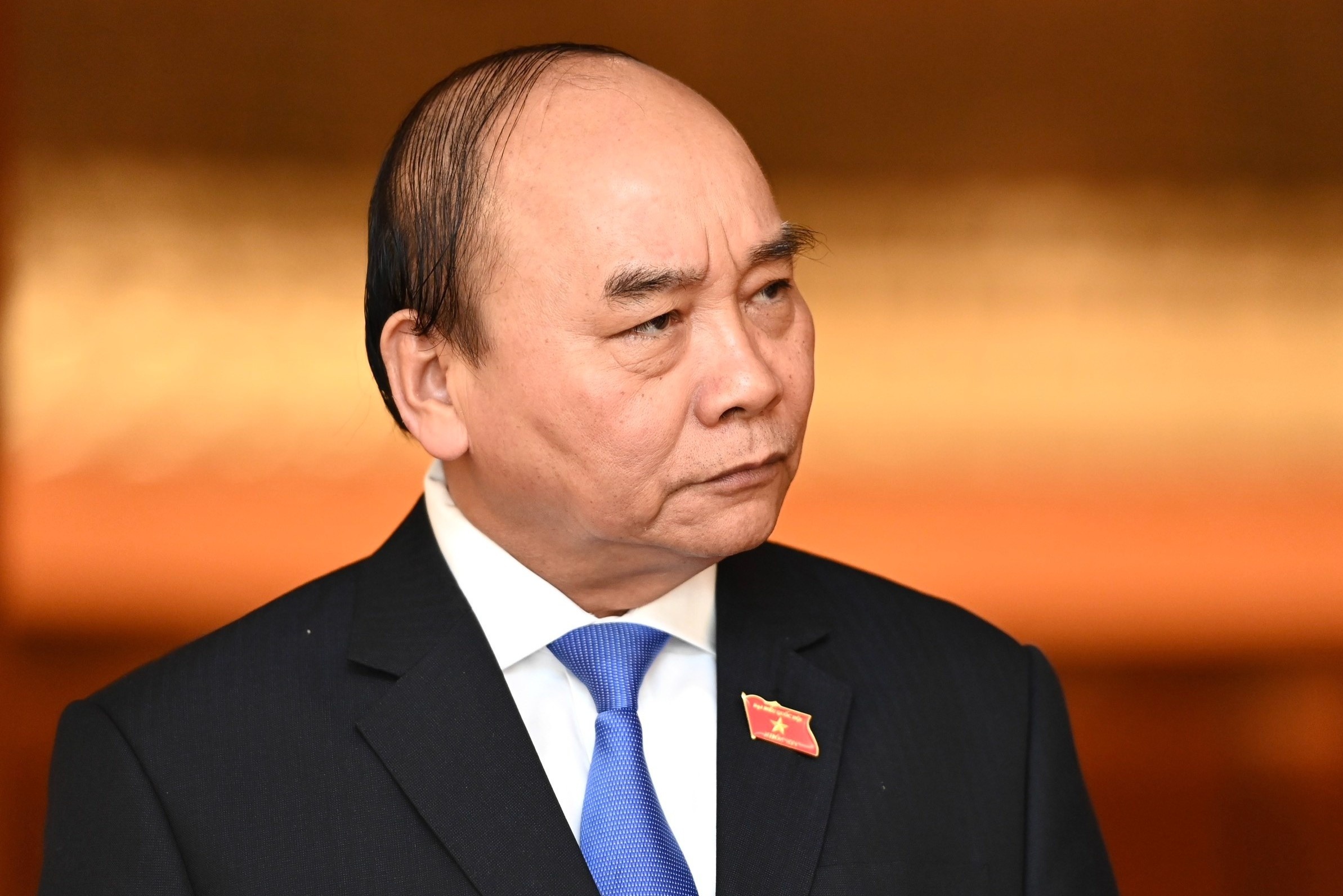 Trung uong dong y cho Chu tich nuoc Nguyen Xuan Phuc thoi chuc vu hinh anh