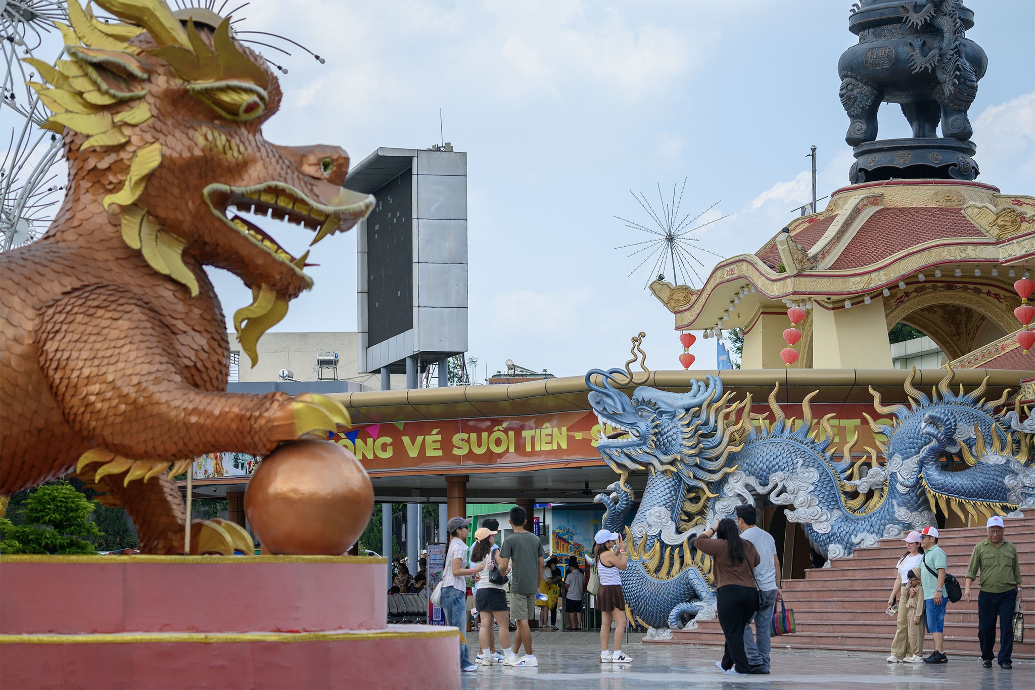 Suoi Tien anh 1
