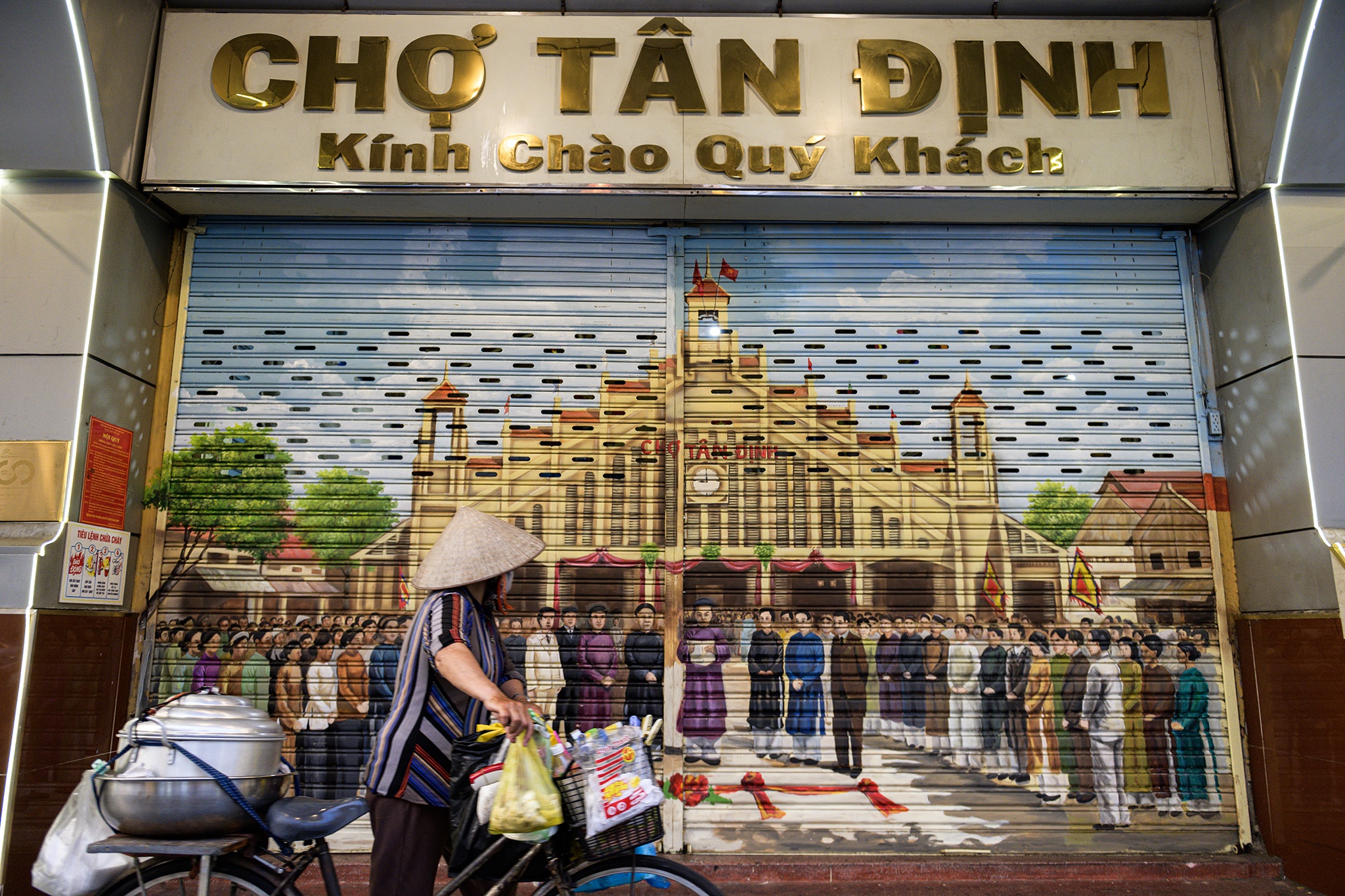 Cho Tan Dinh anh 13