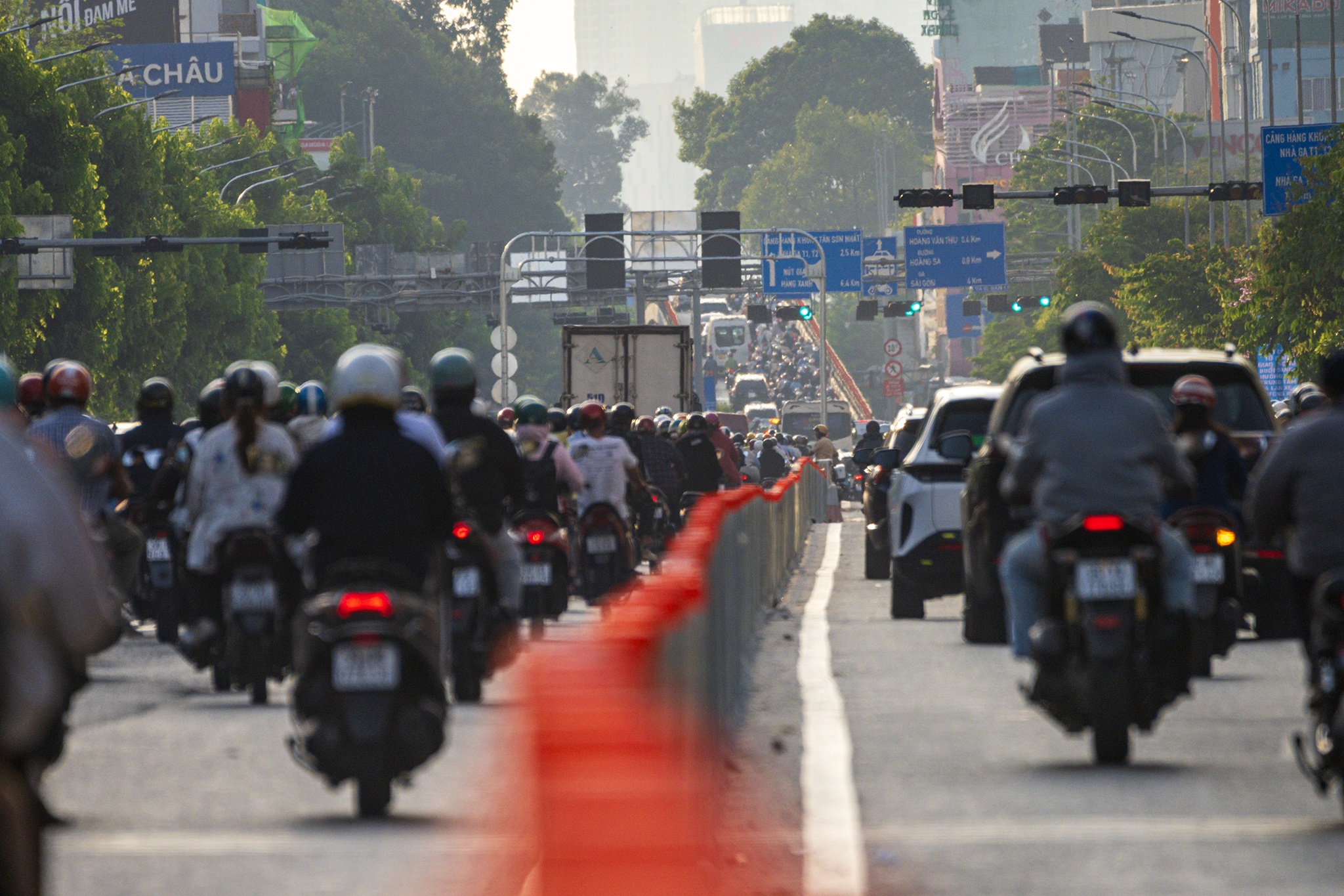 Cong Hoa anh 8