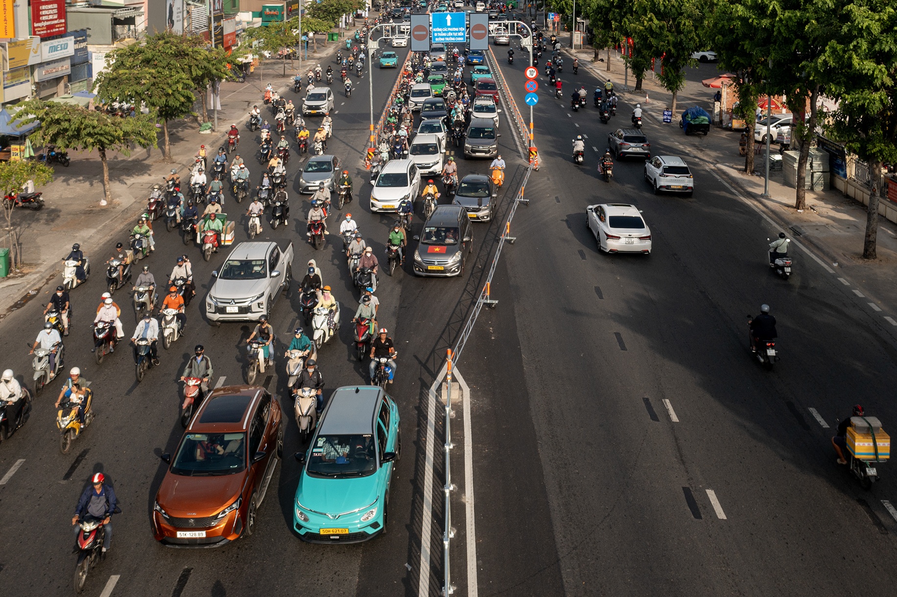 Cong Hoa anh 1
