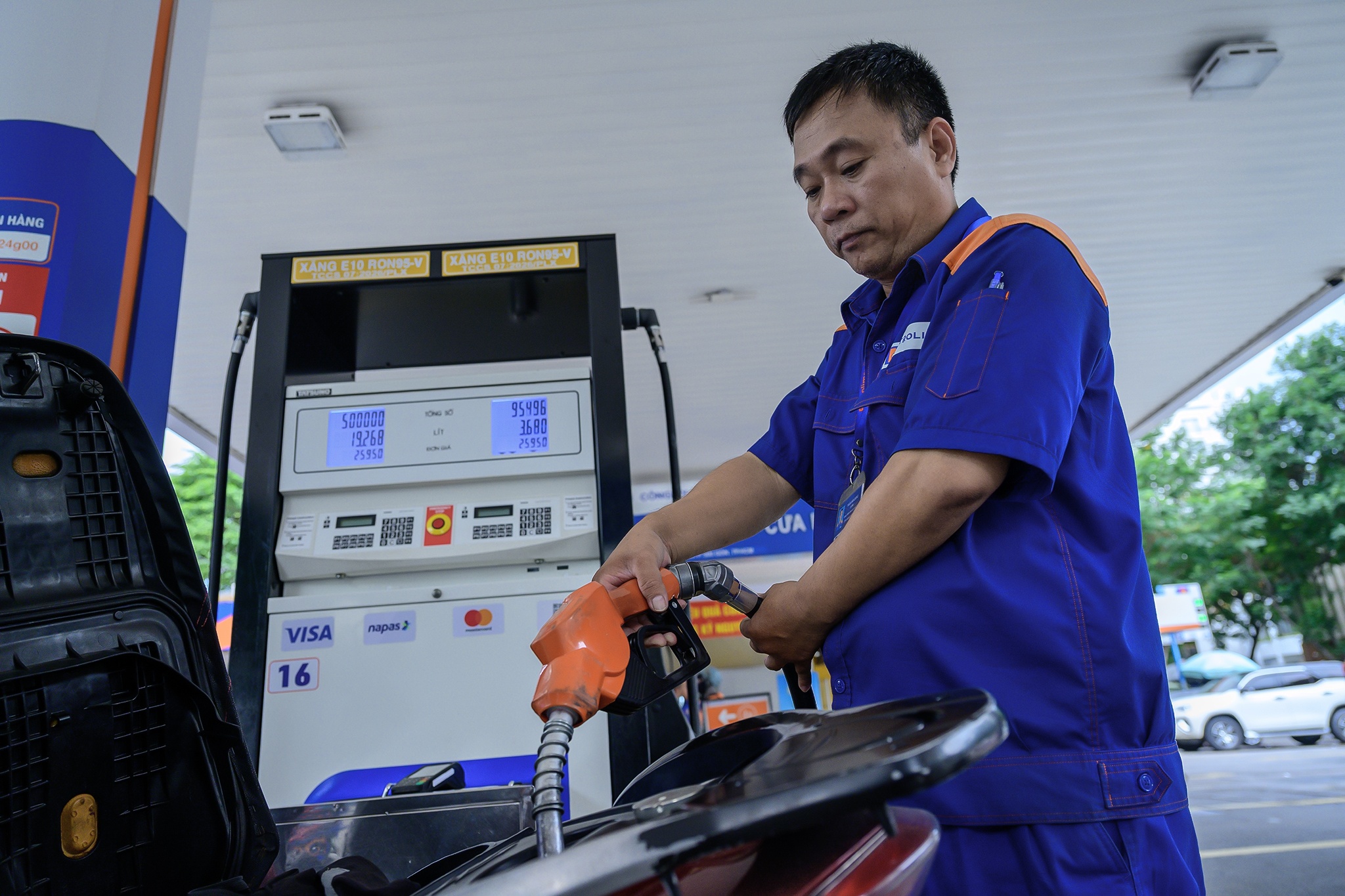 xang E10 anh 3