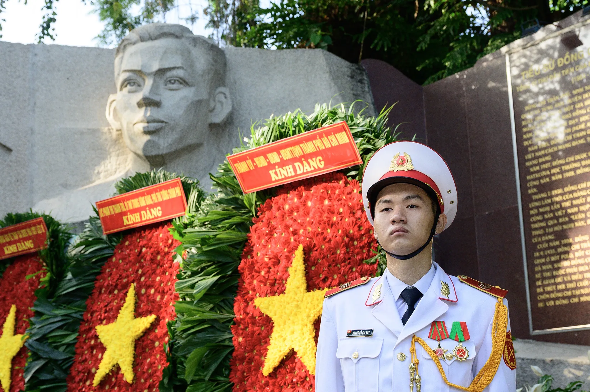 Le Thi Rieng anh 6
