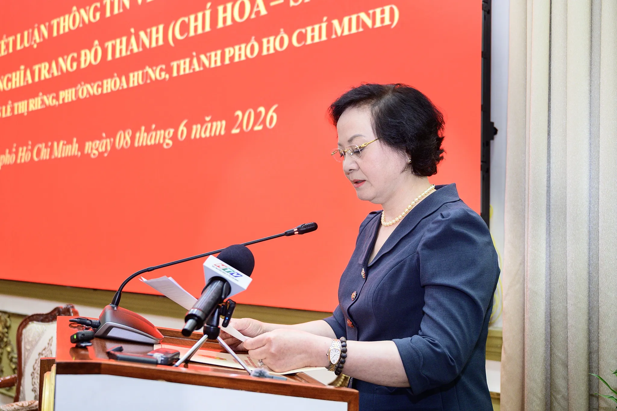 Le Thi Rieng anh 9