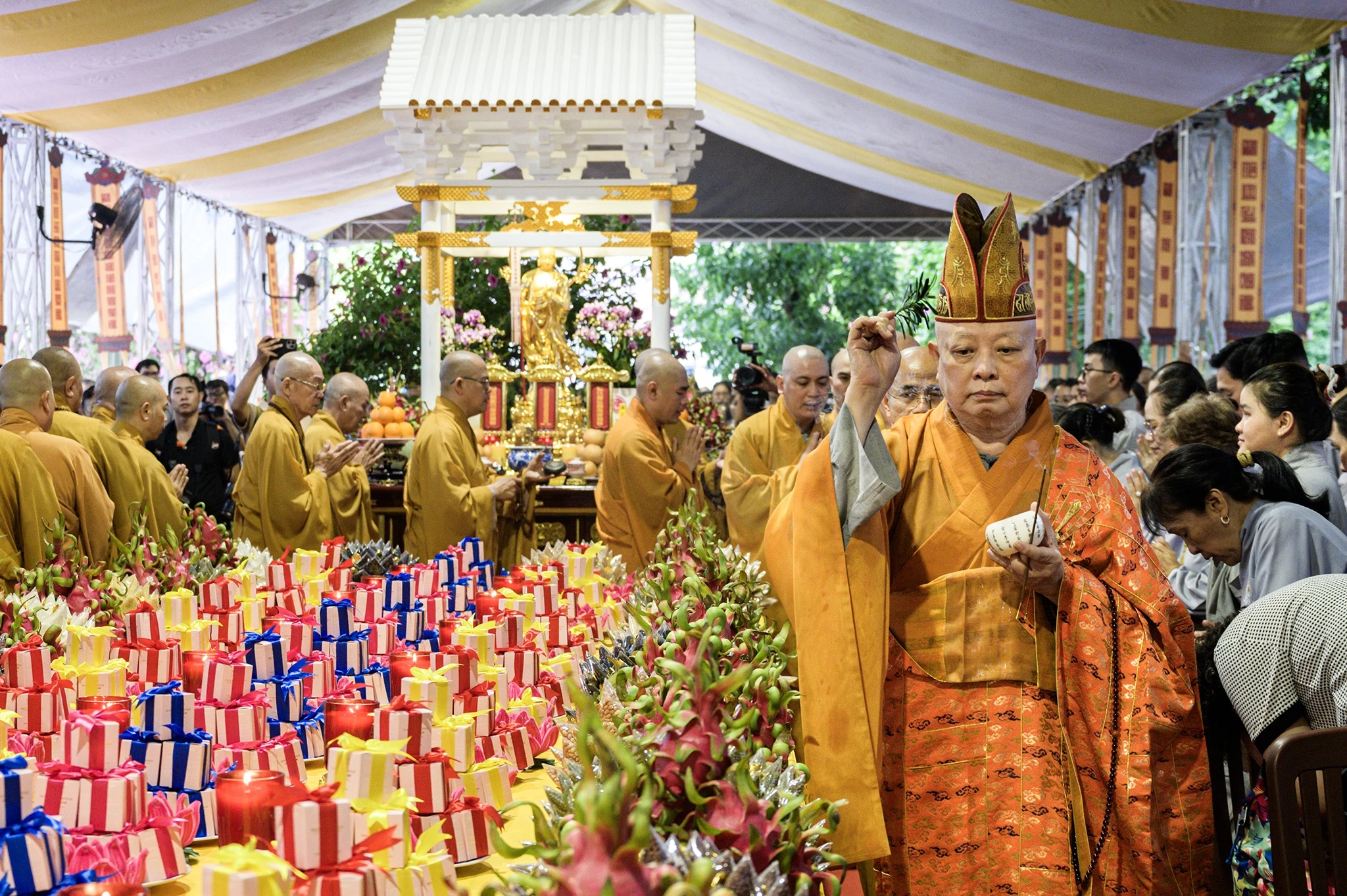 le cau sieu anh 10