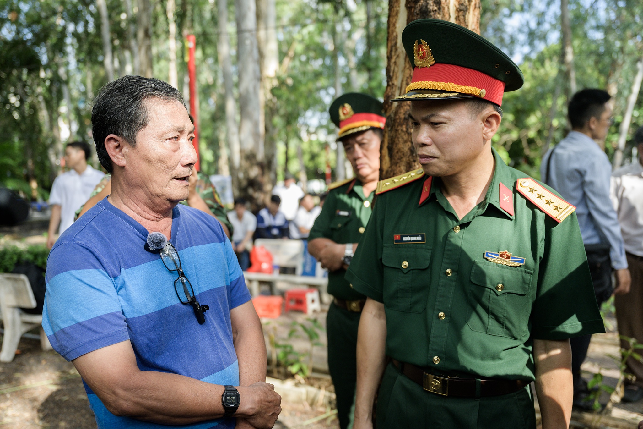 Le Thi Rieng anh 15