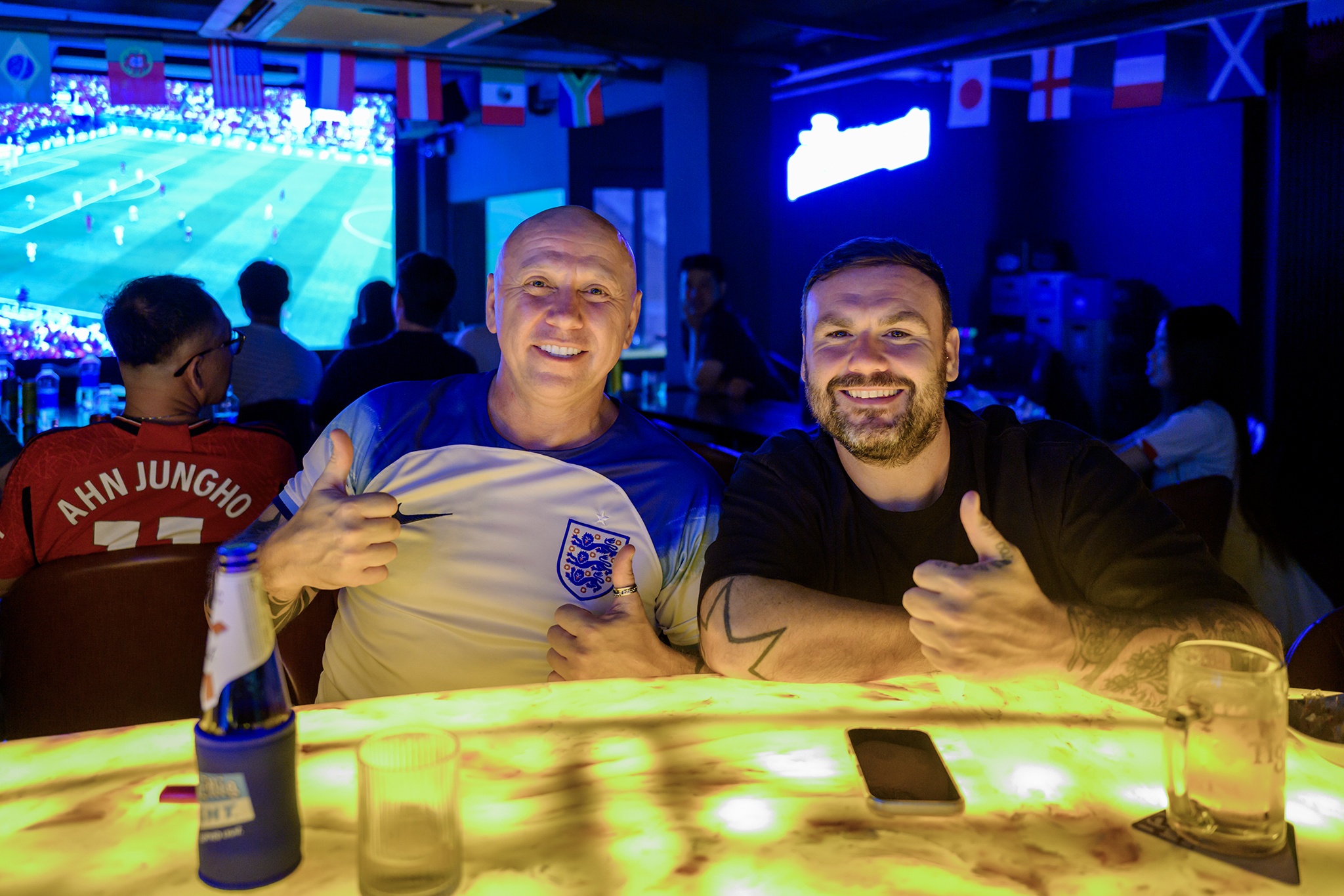 World Cup,  bar,  TP HCM, anh 6
