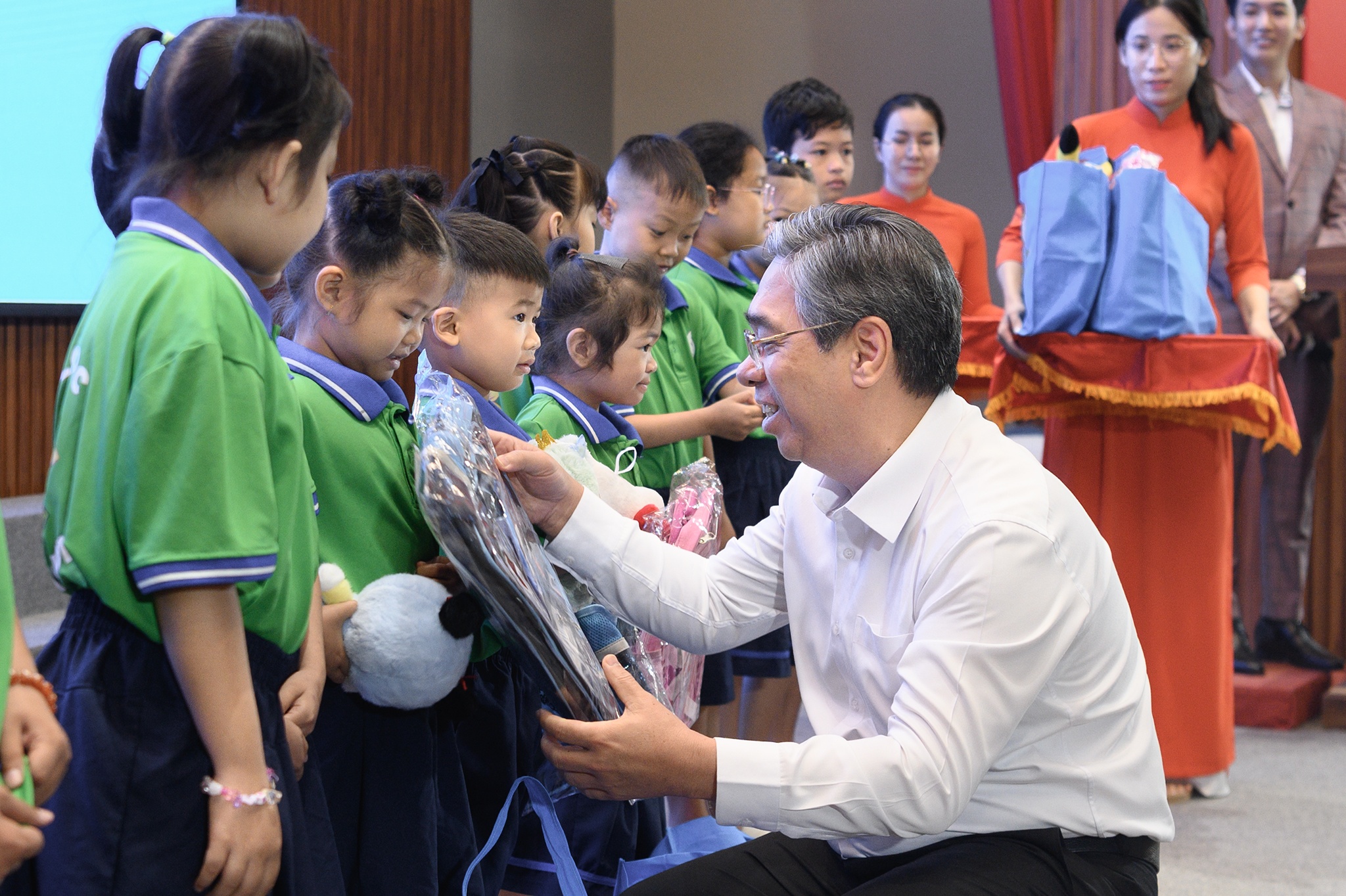 bệnh nhi ung thư ảnh 4