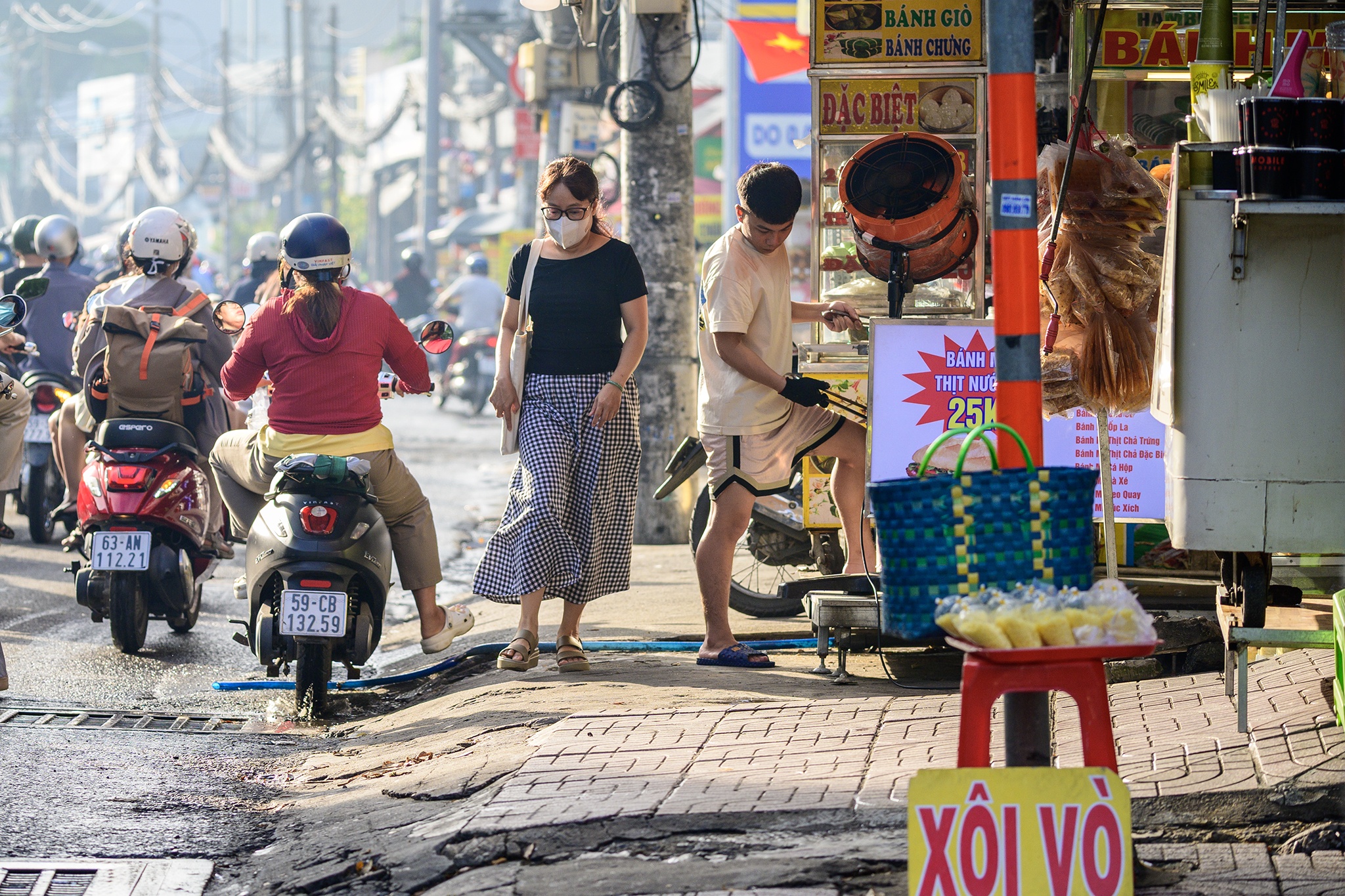 Ung Văn Khi&ecirc;m ảnh 7