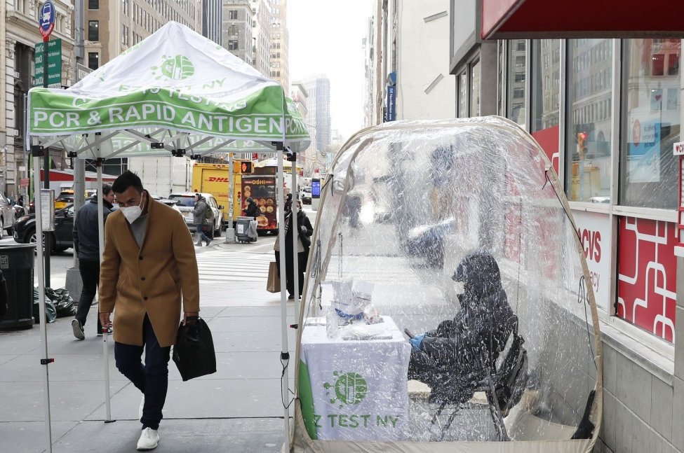 Ong Biden doi pho Covid-19 tai My anh 2