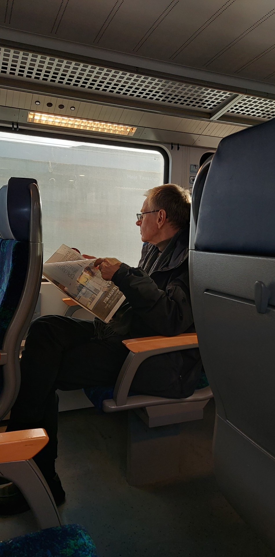 Nguoi Viet tai Dan Mach khi duoc do bo han che Covid-19 anh 4