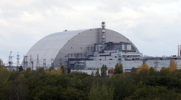 Ukraine noi Nga muon chiem Chernobyl anh 1