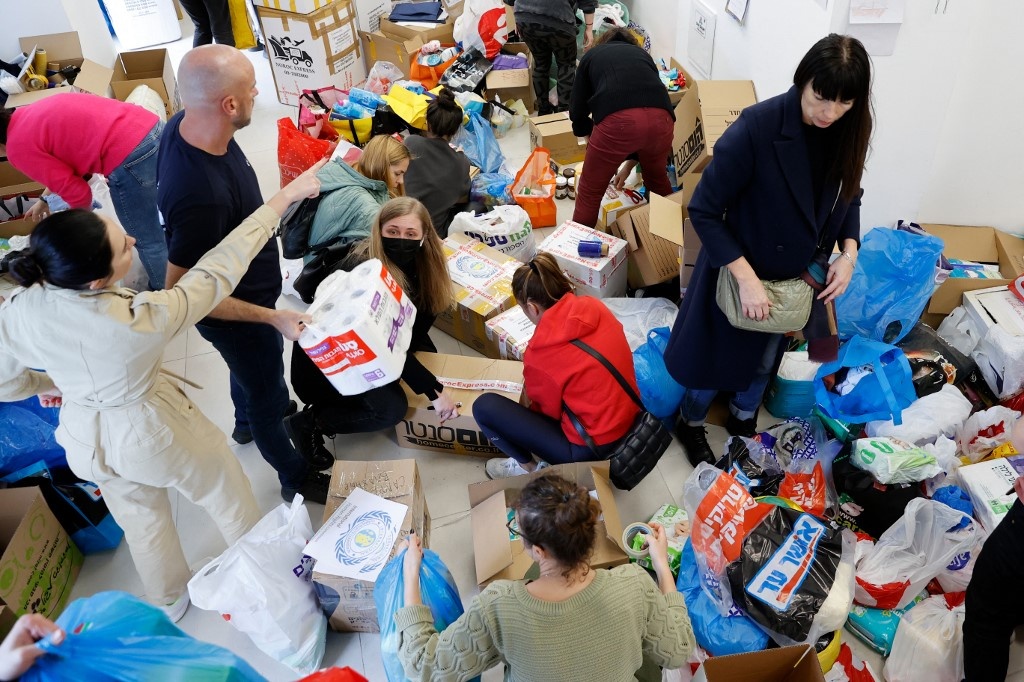 Ho tro nhan dao cho Ukraine anh 3