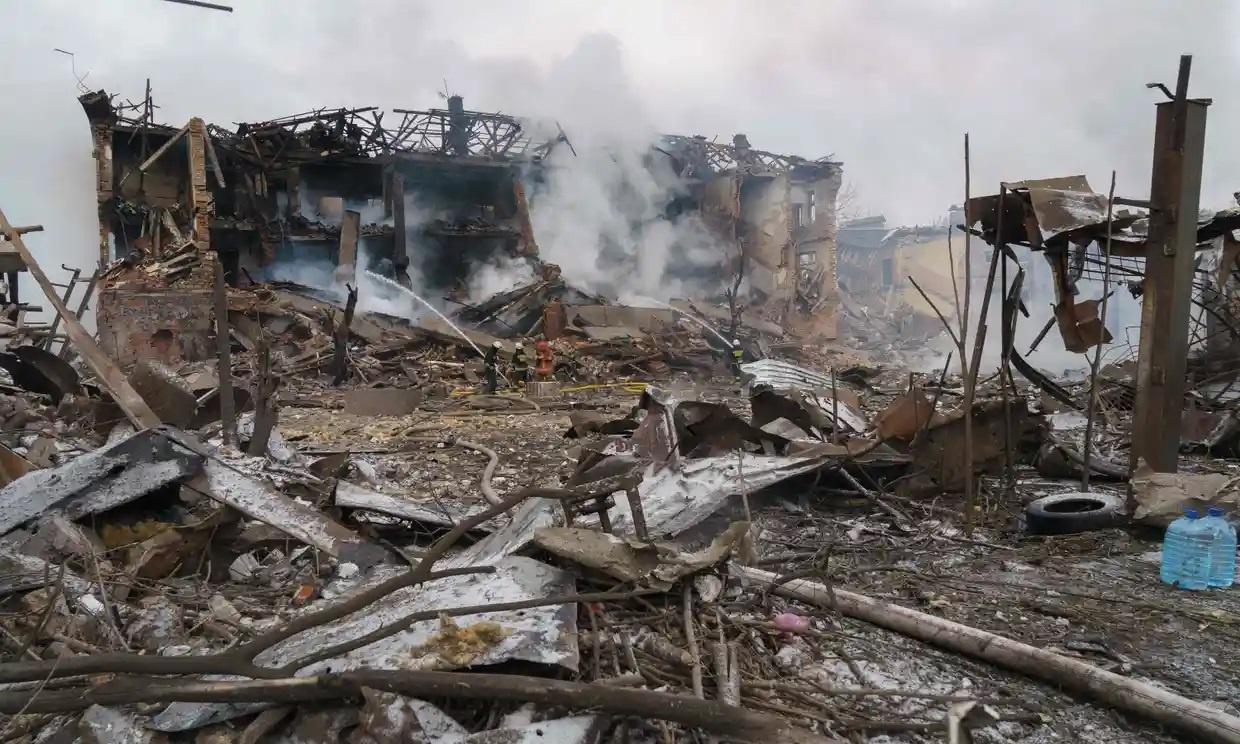 Nga tan cong mien Tay Ukraine anh 2