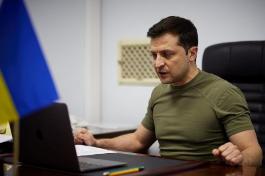 Tong thong Zelensky sap phat bieu truc tuyen truoc Quoc hoi My hinh anh