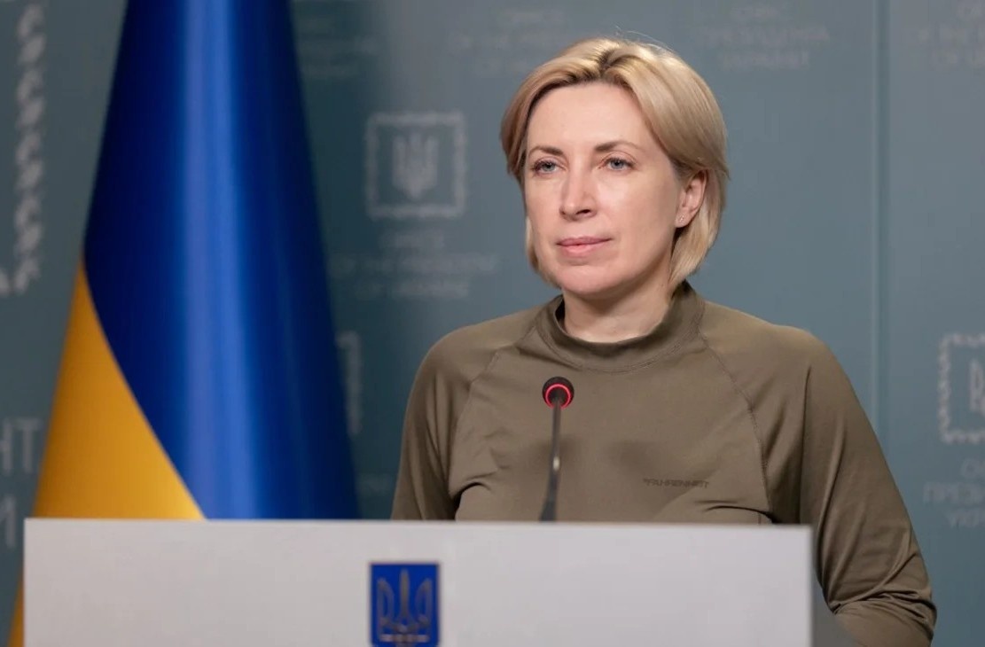 Nga va Ukraine trao doi tu binh hinh anh