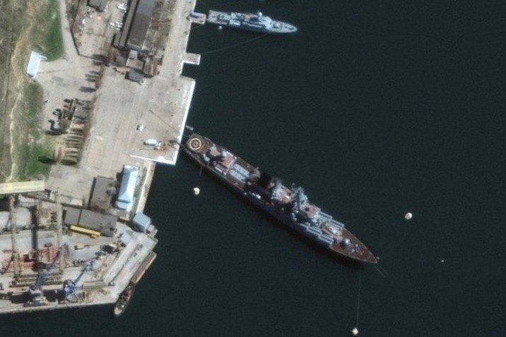 Vi sao soai ham Moskva chim o Bien Den? hinh anh