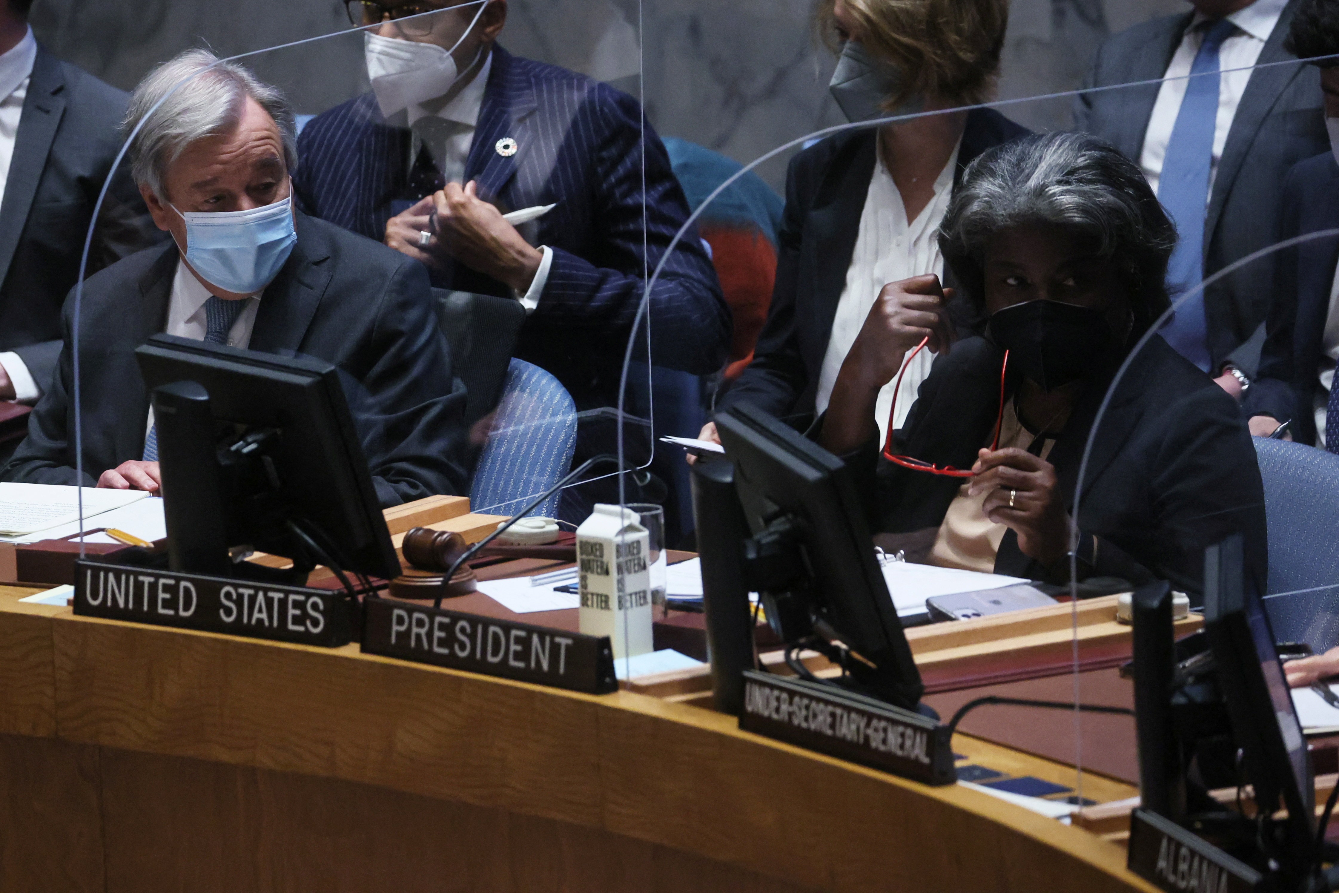 hoi dong bao an ra tuyen bo ve Ukraine anh 1