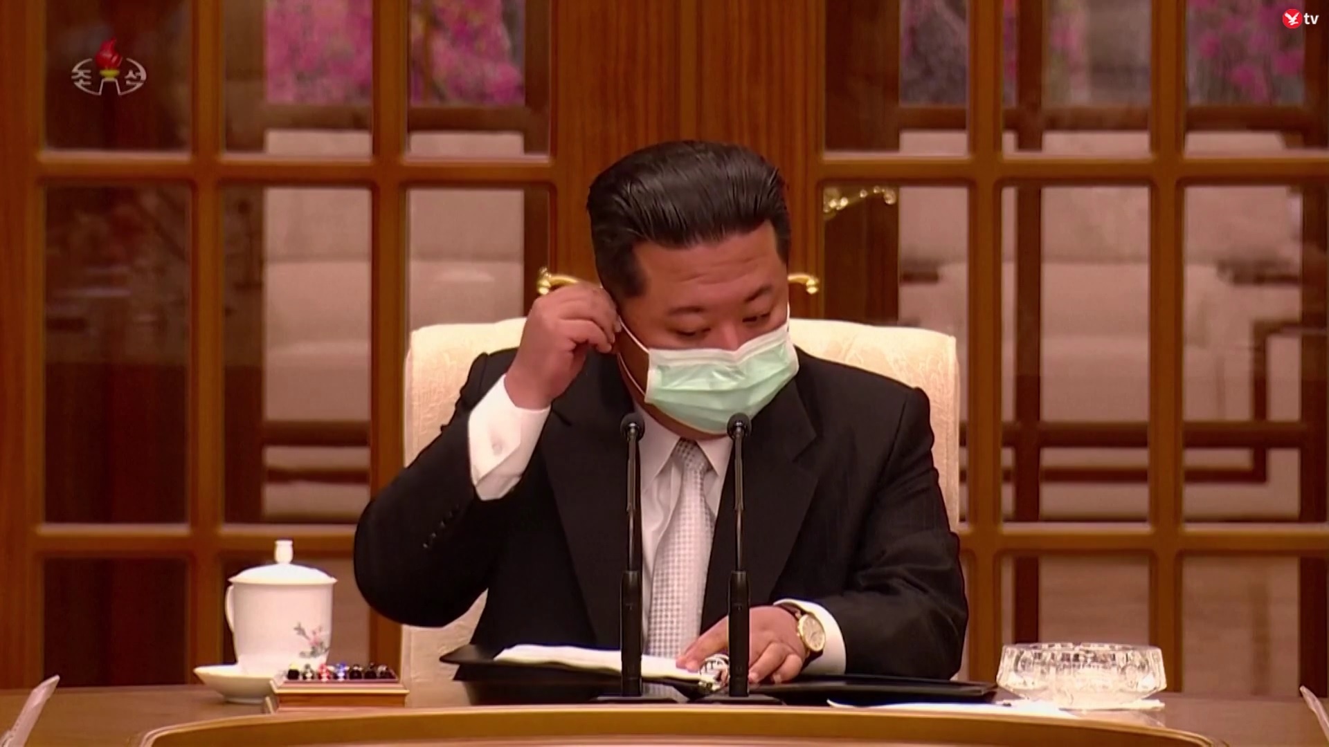 bien the omicron lay lan o trieu tien anh 1