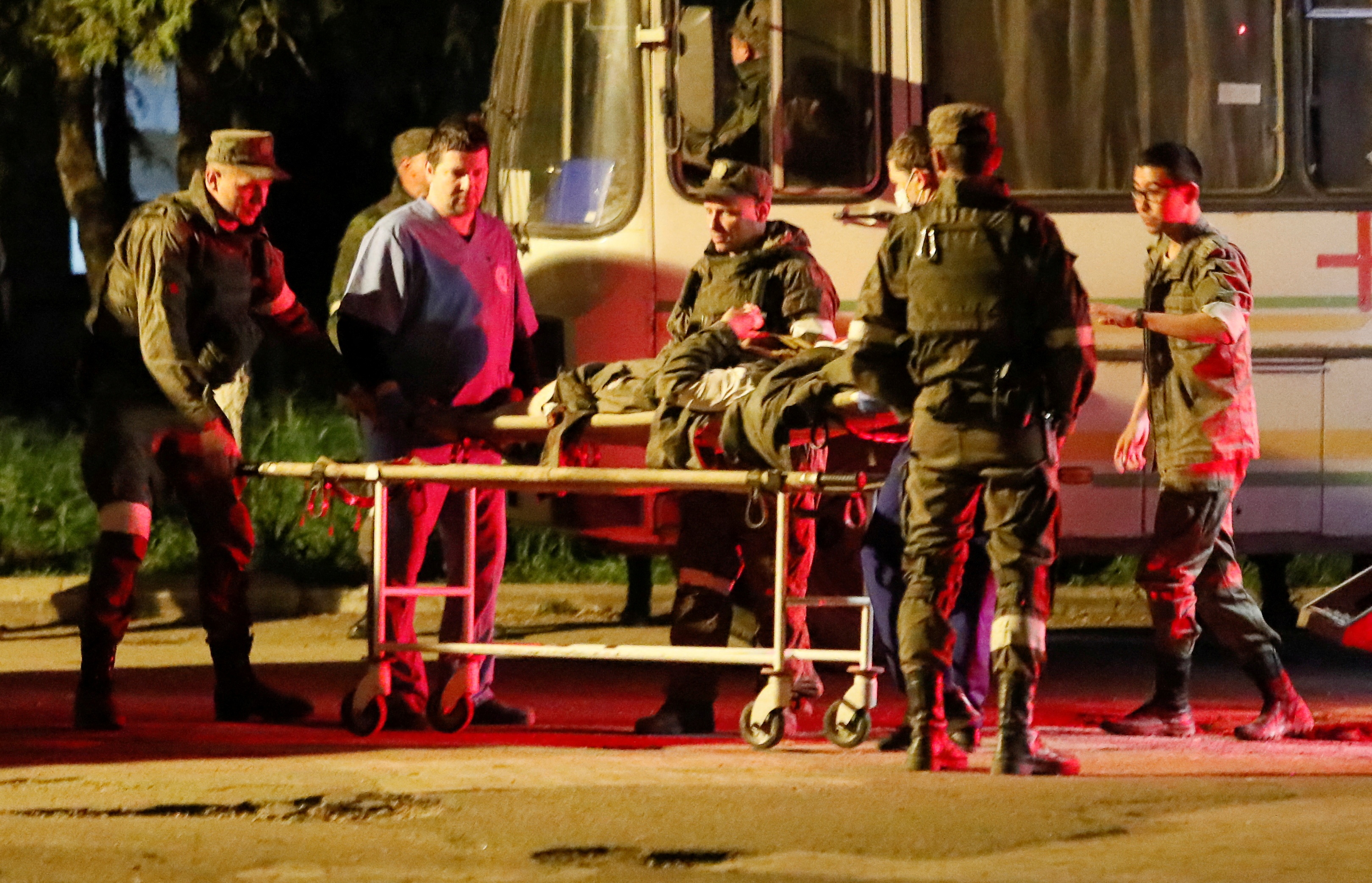 Nga da kiem soat phao dai cuoi cung o Mariupol? hinh anh