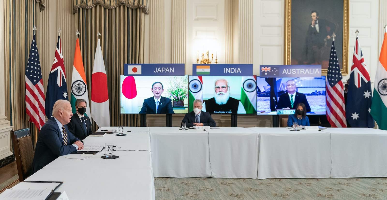 nhom bo tu tung he thong giam sat danh bat trai phep anh 1