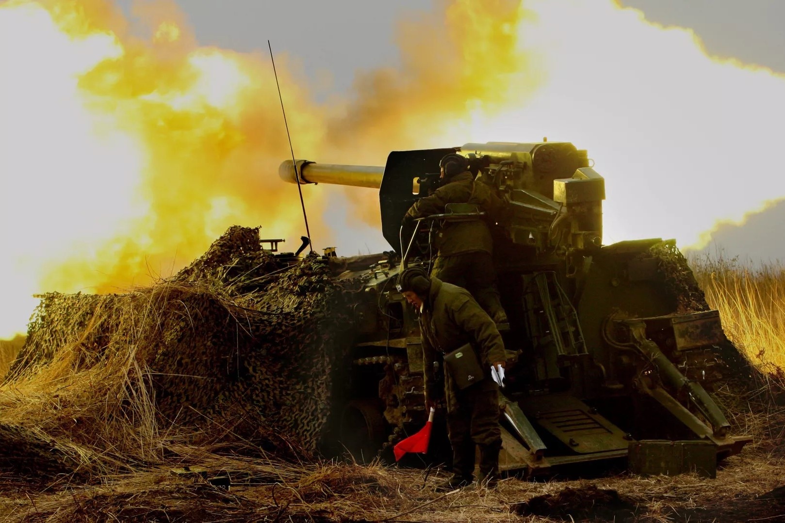 Nga tuyen bo pha huy phao hang nang My chuyen cho Ukraine hinh anh