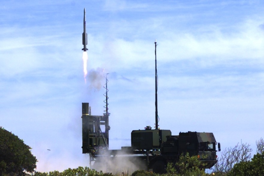 Duc chuyen giao he thong phong khong 'hien dai nhat' cho Ukraine hinh anh