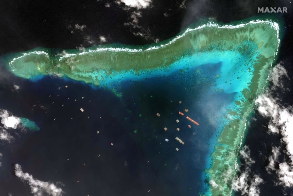 philippines gui cong ham phan doi trung quoc anh 1