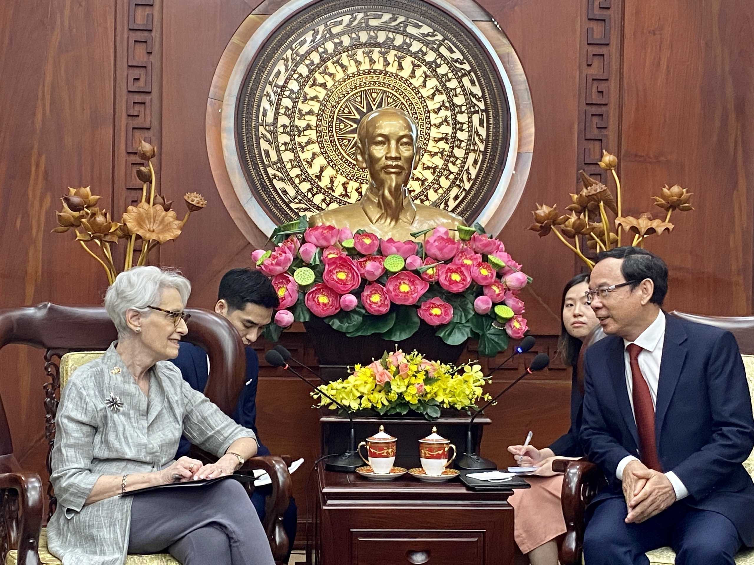 Bi thu Thanh uy TP.HCM tiep thu truong Bo Ngoai giao My hinh anh