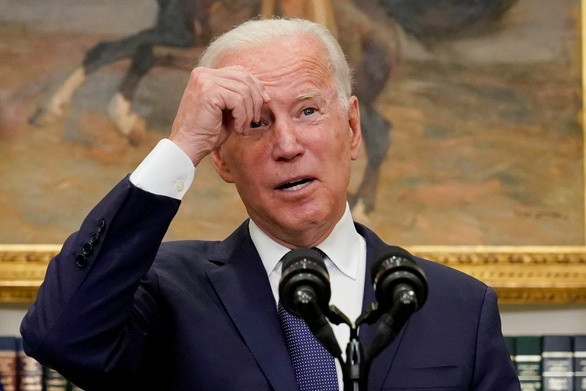 Ong Biden chi nhan duoc 39% tin nhiem truoc ngay bau cu hinh anh