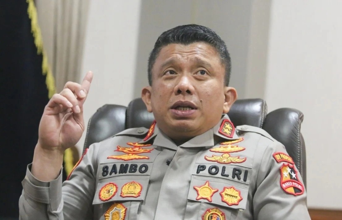 Ve si bi ban chet, tong thanh tra canh sat Indonesia bi dinh chi hinh anh