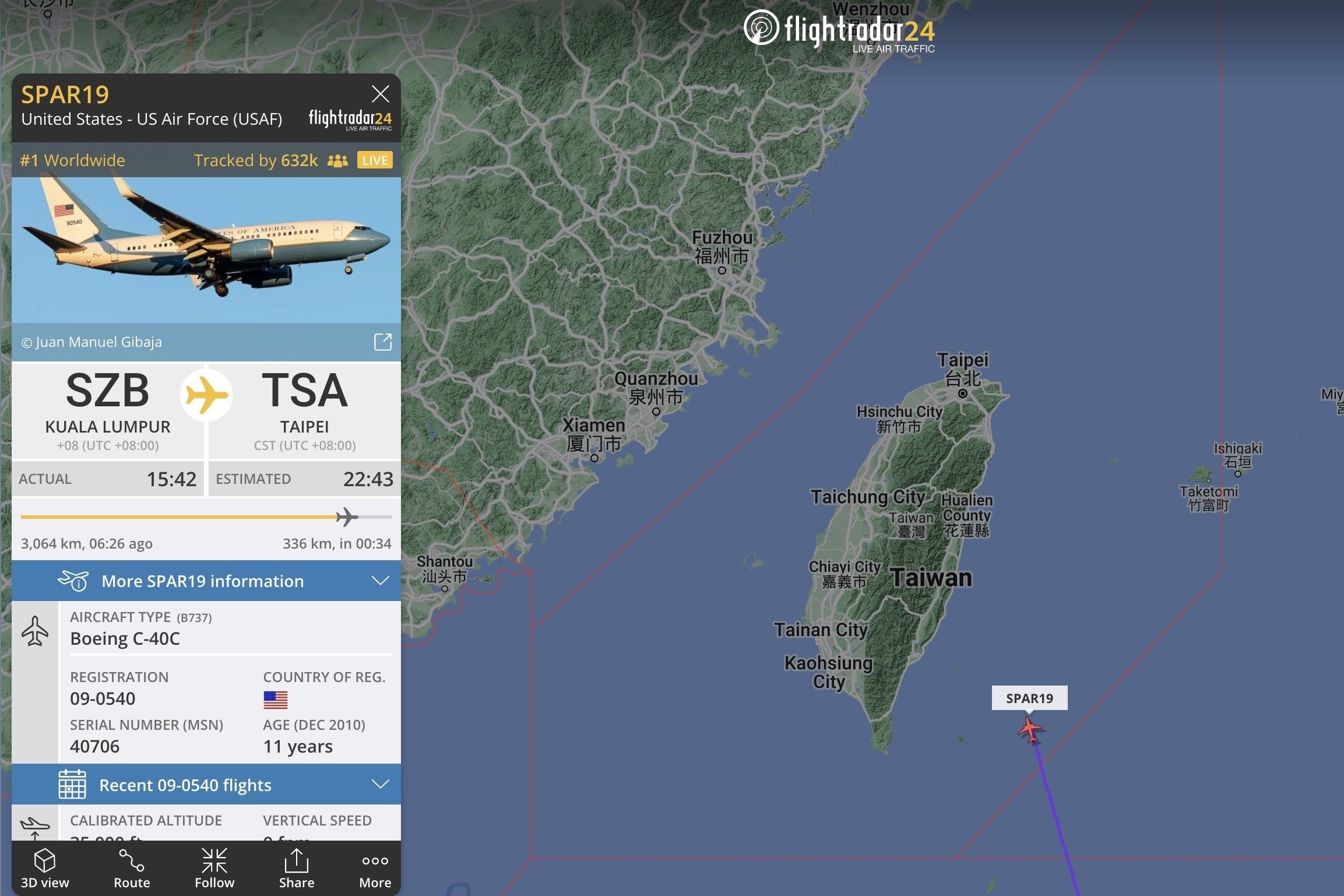 Chuyen bay nghi cho ba Pelosi tien vao khong phan Dai Loan hinh anh