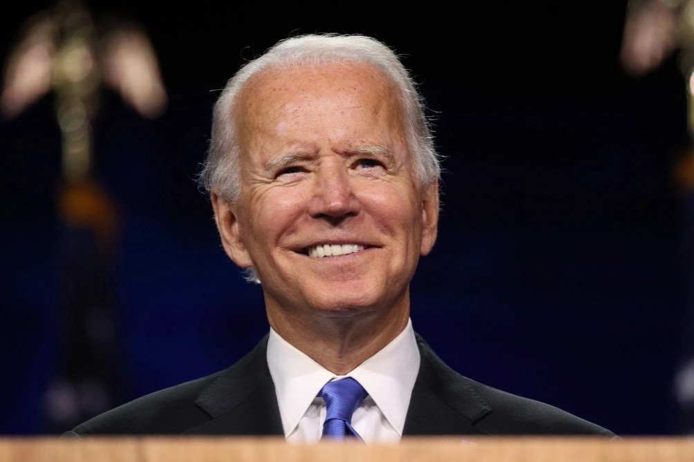 Ong Biden tai xuat hinh anh