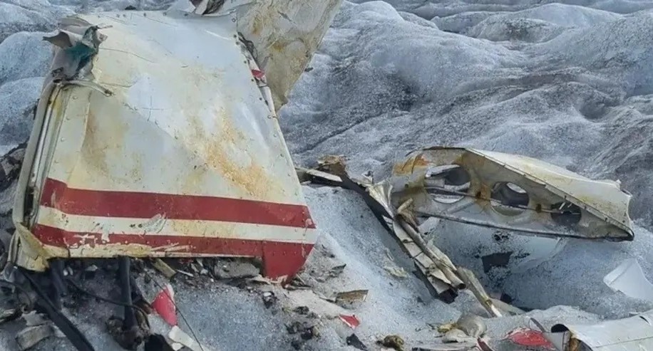 hai cot o day alps anh 1