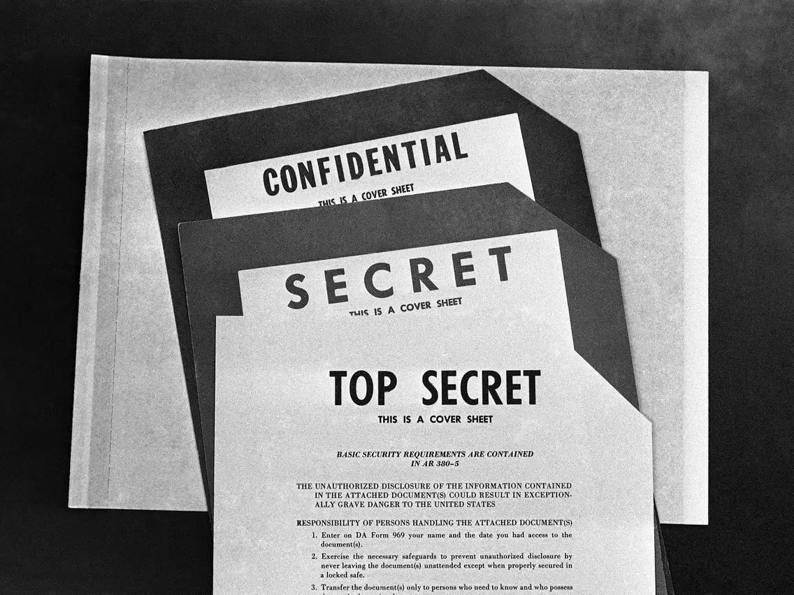 Nhung nguoi co the tiep can tai lieu 'tuyet mat' cua My hinh anh