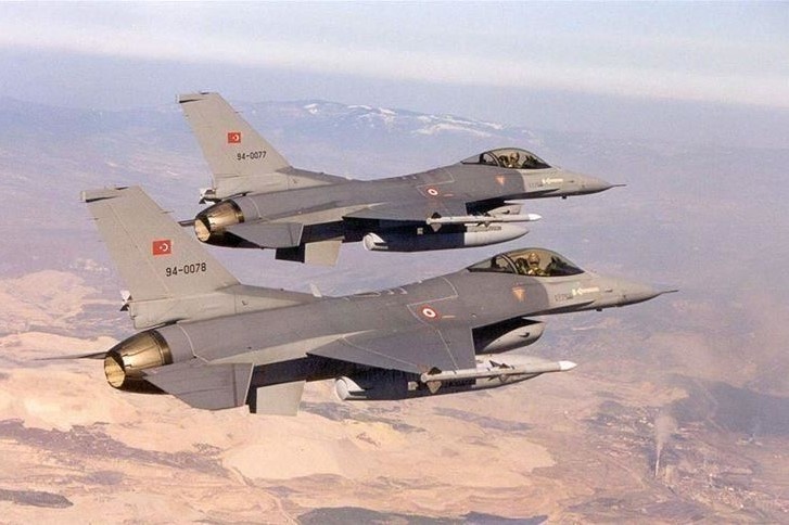 Tho Nhi Ky bat ngo khong kich mien Bac Syria, nhieu nguoi thiet mang hinh anh