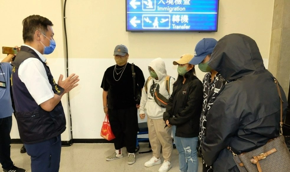 buon nguoi sang campuchia anh 1