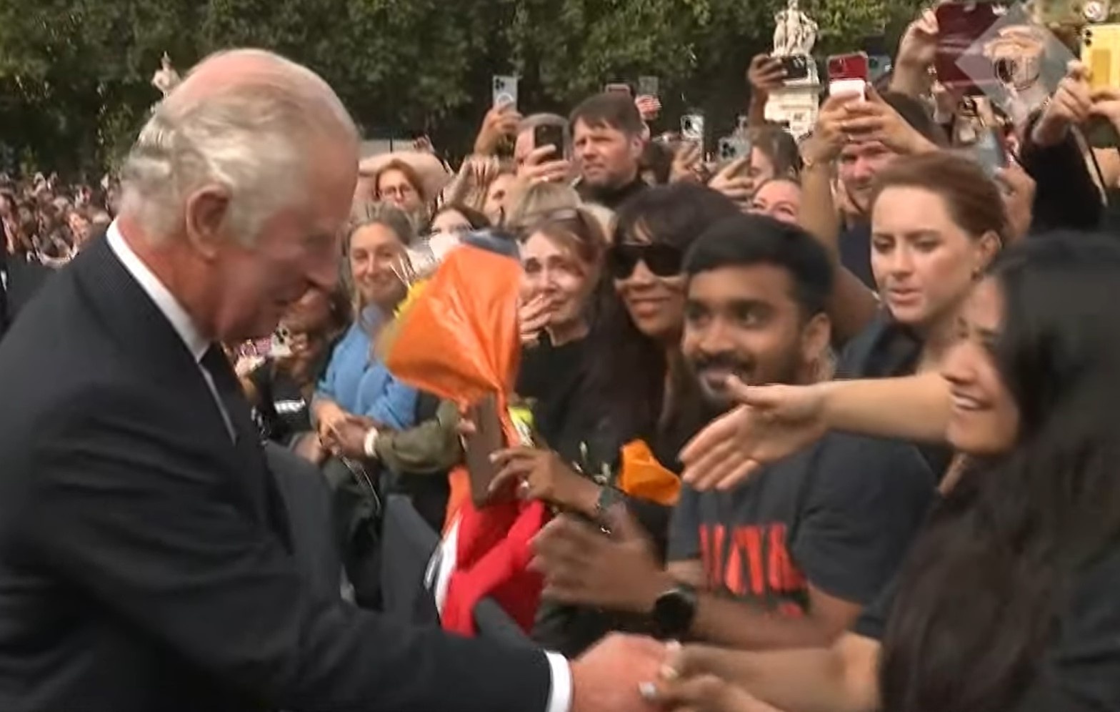 vua charles III anh 2