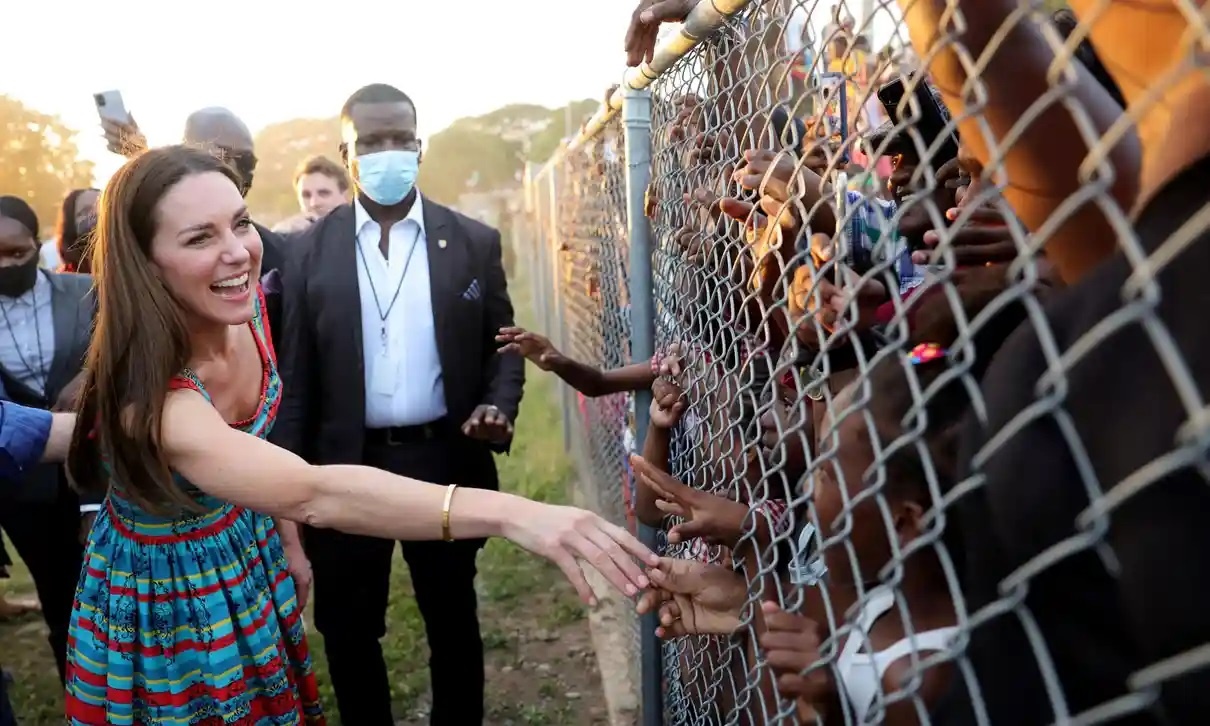 khoi thinh vuong chung anh 2