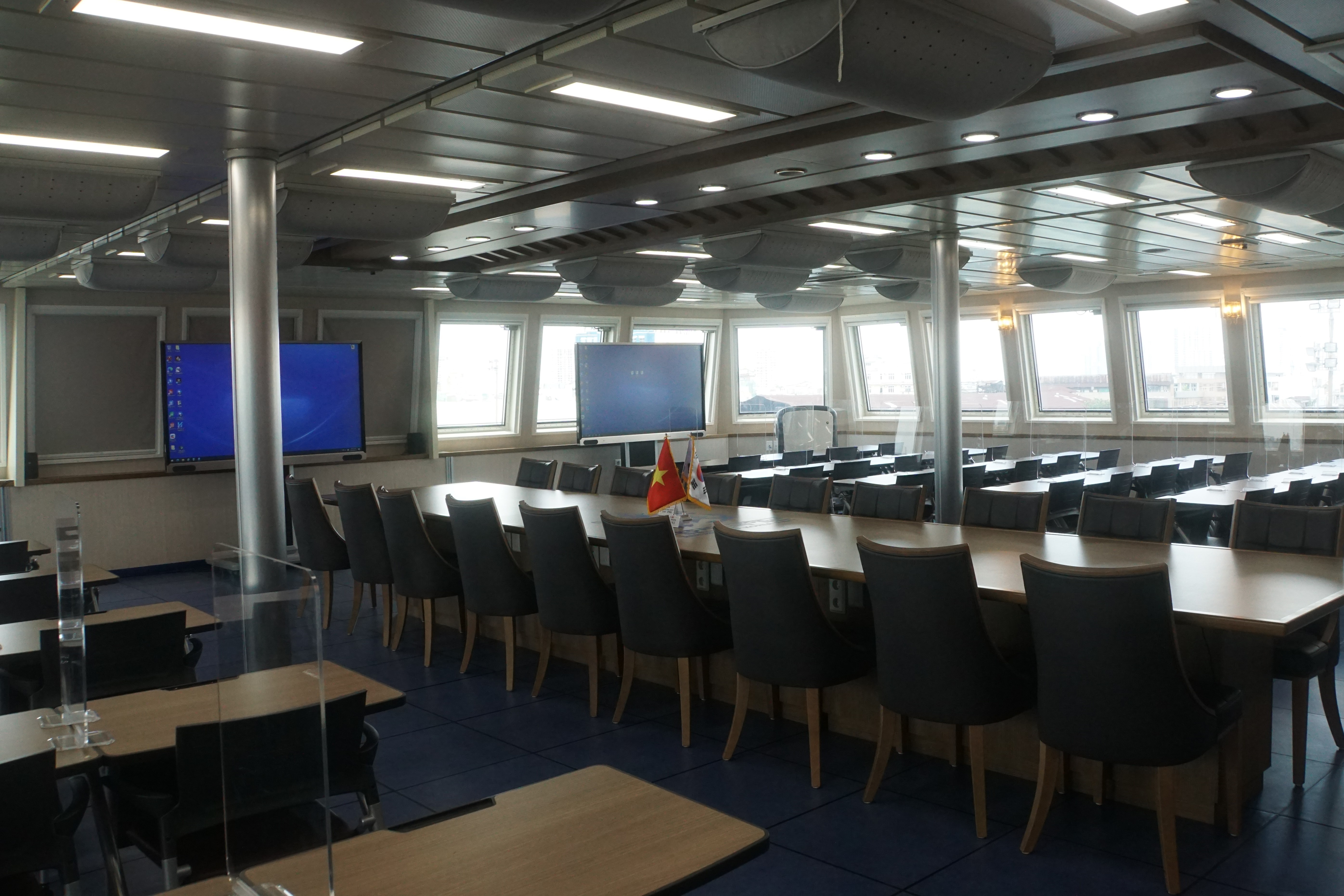 tau hai quan han quoc anh 3