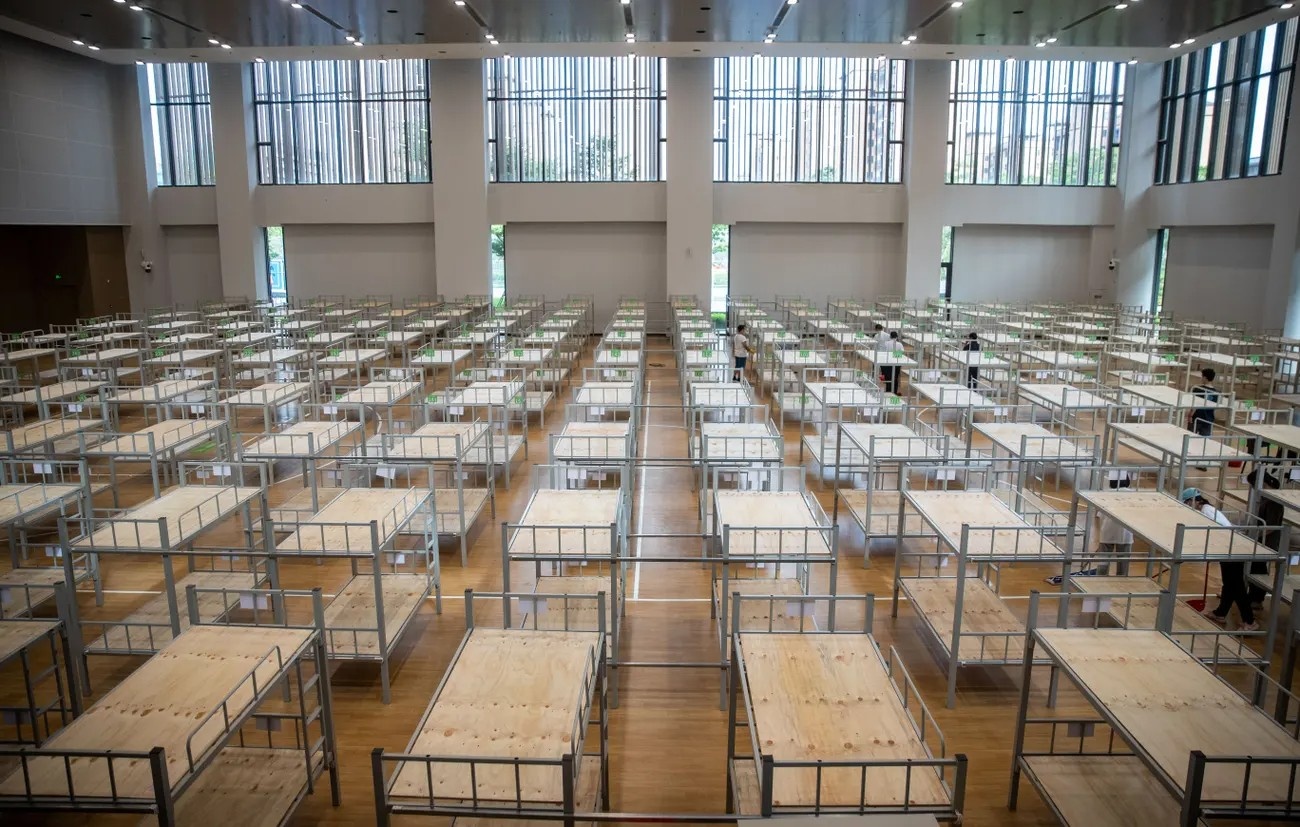 'Dich benh tiem an' trong long xa hoi Trung Quoc hinh anh