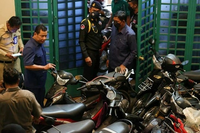 Cuoc dot kich lon hang loat tiem cam do o Phnom Penh hinh anh