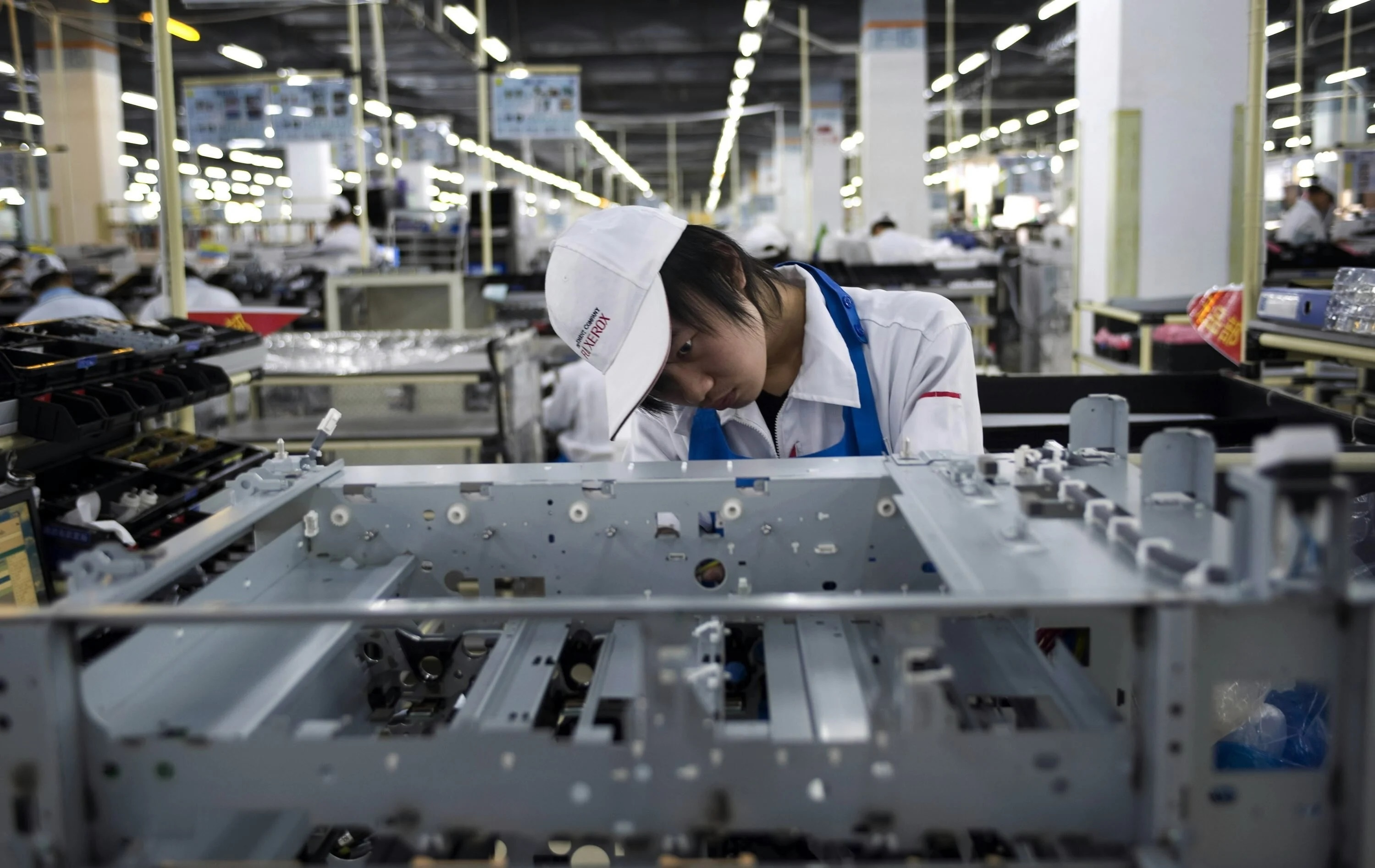 Sau 30 nam, tang truong cua Trung Quoc lan dau tut lai so voi chau A hinh anh