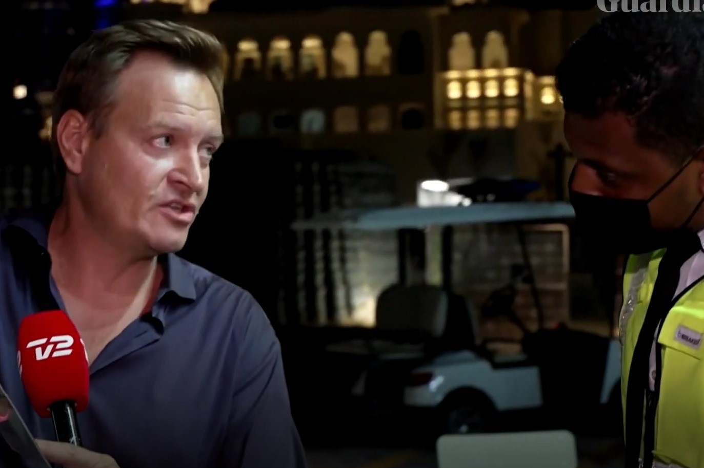 Ban to chuc World Cup xin loi sau su co de doa phong vien dai Dan Mach hinh anh