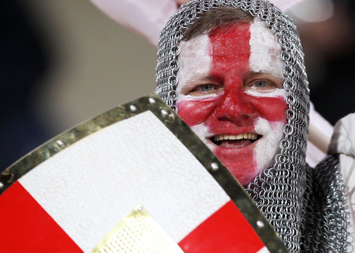 Vat bi cam moi nhat tai cac san van dong o Qatar hinh anh