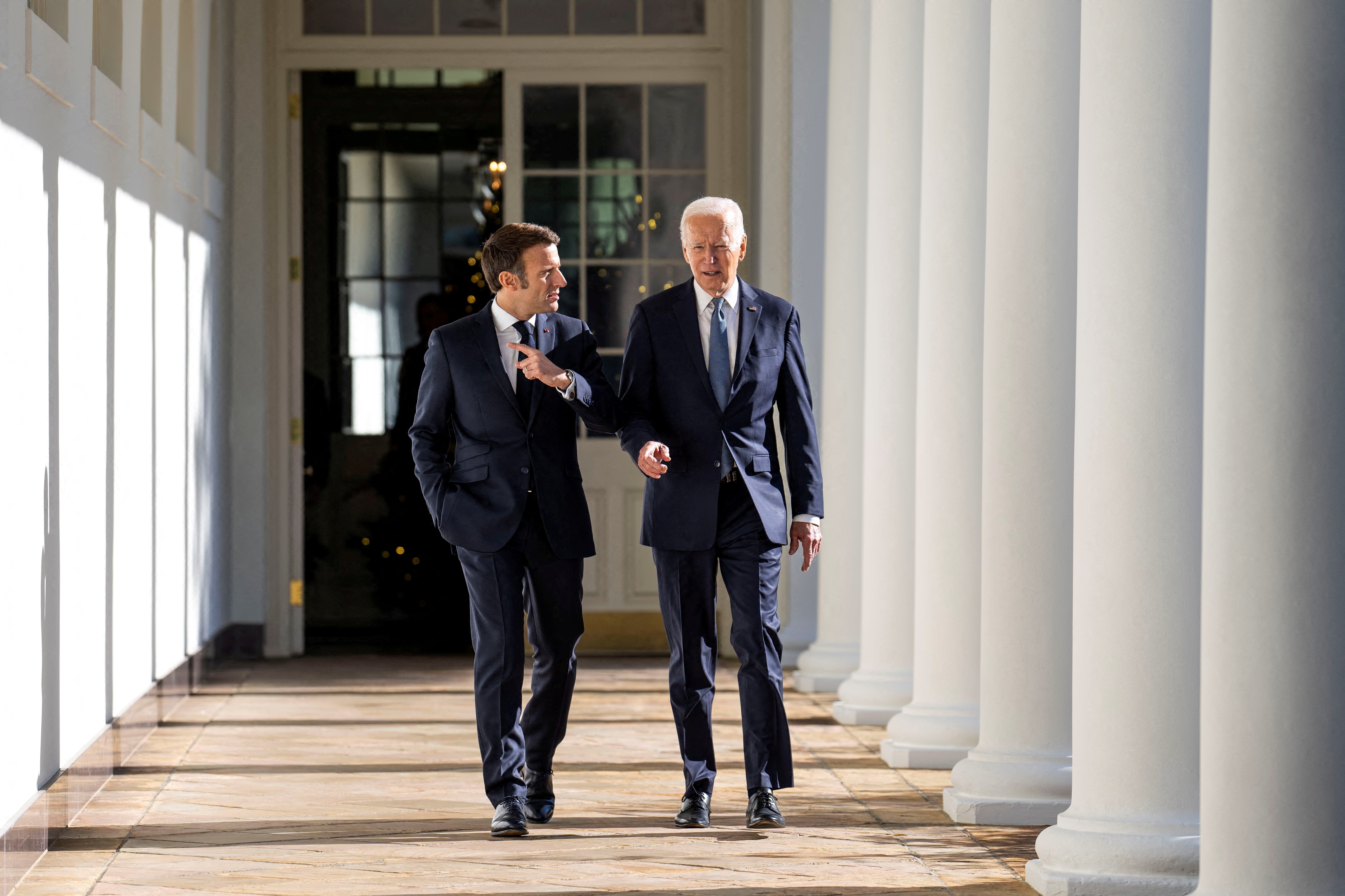 quan he biden macron anh 1