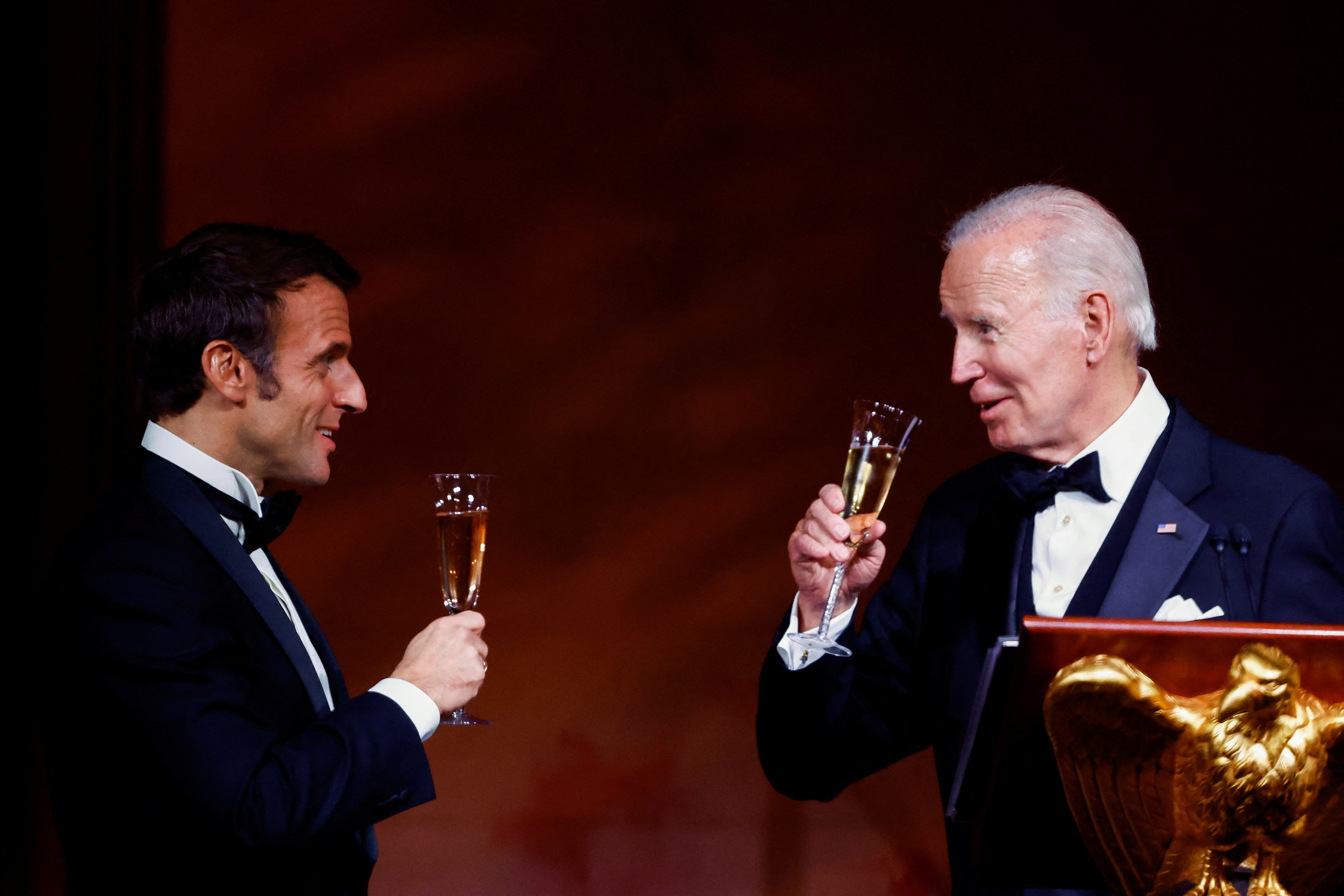 quan he biden macron anh 3